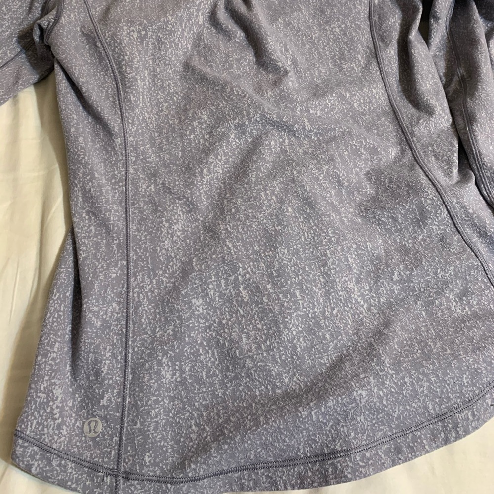 Lululemon long sleeve shirt
